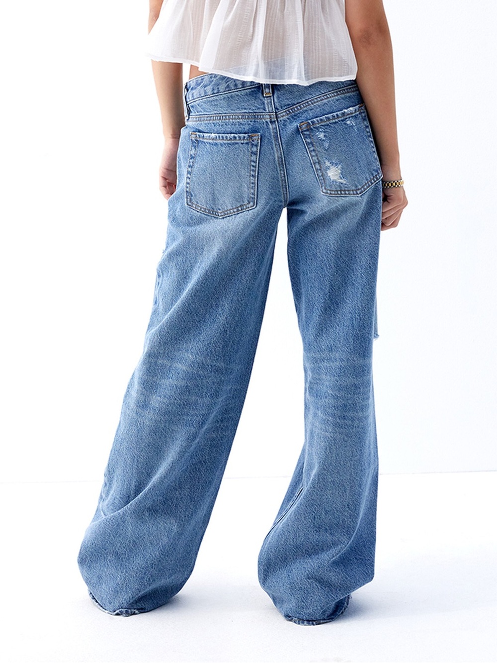 Pacsun Women’s Casey Medium Indigo Ripped Low Rise Baggy Jeans - Picture 2 of 9